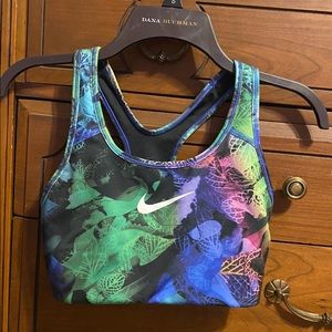 Nike sports bra